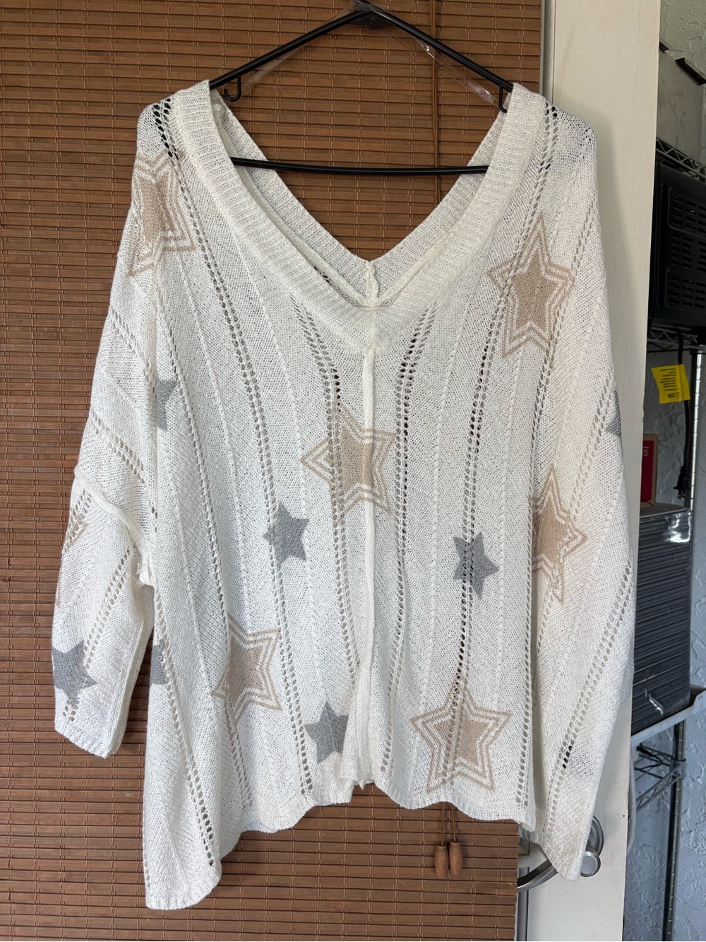 POL Cream V-Neck Star-Pattern Knit Sweater